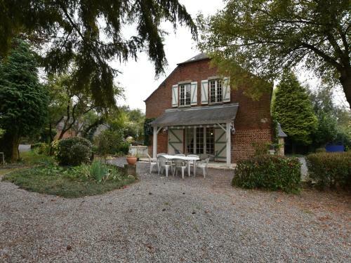 Lodge Holiday Home La Rabouillere Englancourt I