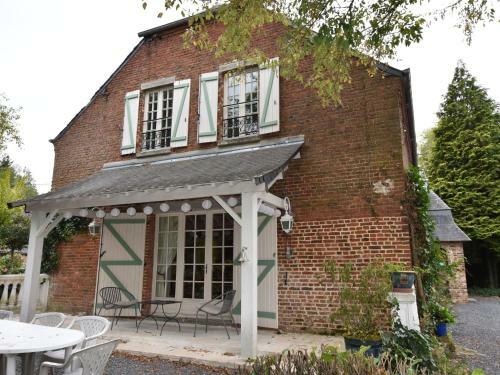 Lodge Holiday Home La Rabouillere Englancourt I