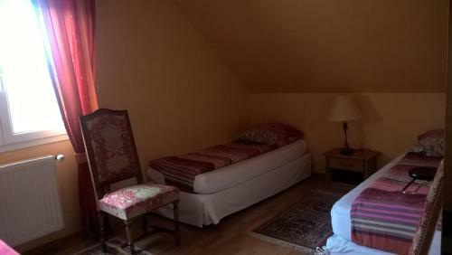 Hostal Maison D'h�tes Les Feuilles D'or