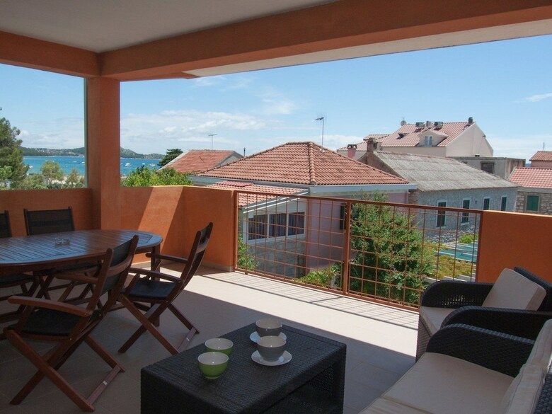 Apartments Sime Villa Vulin
