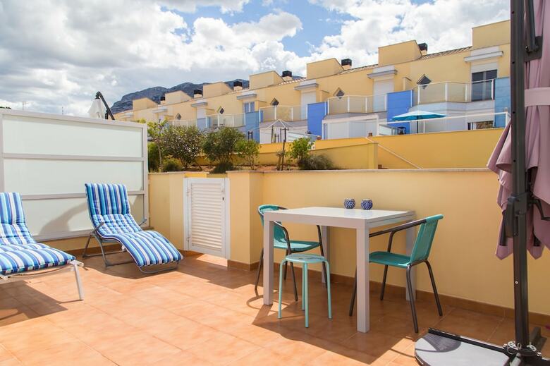 Apartamentos Townhouse Denia Port