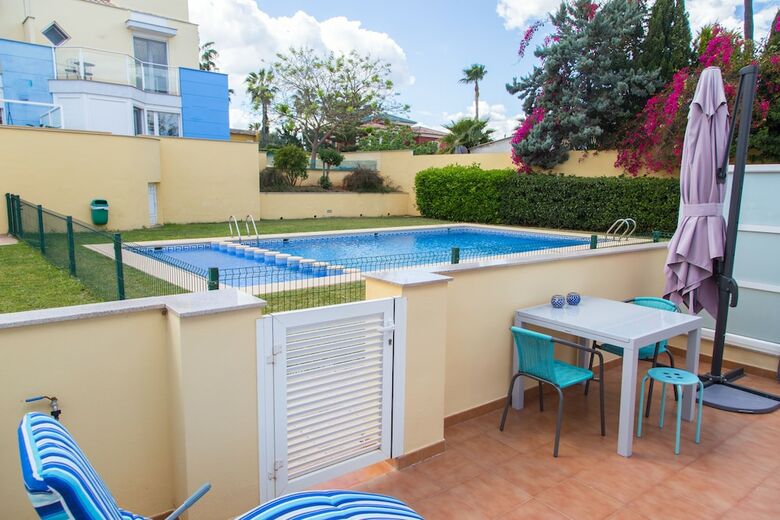 Apartamentos Townhouse Denia Port