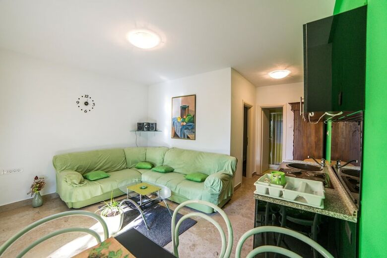 Apartment Pud Oreh / One Bedroom