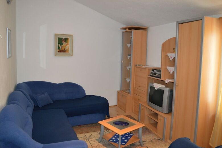Apartments Pavica Savarin