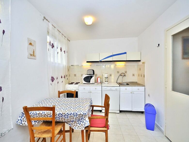 Apartments Miro Borik