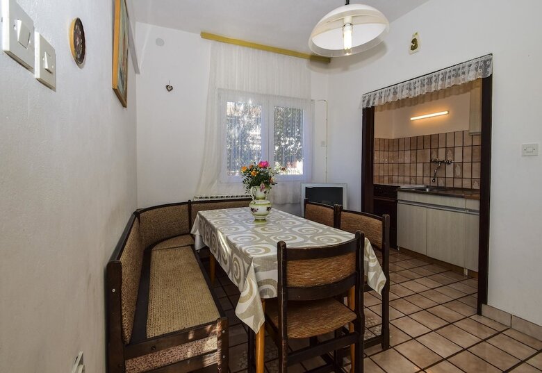 Apartments Milenko / Three Bedrooms A2