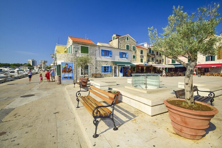 Apartments Milenko / Three Bedrooms A2