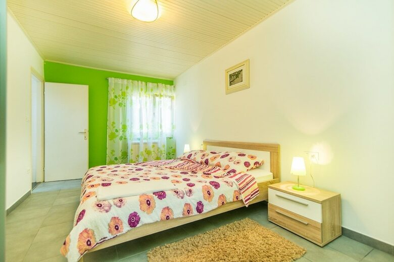 Holiday House Flego