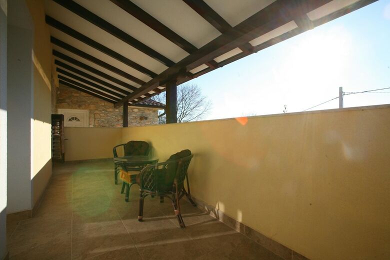 Villa Nada Flores