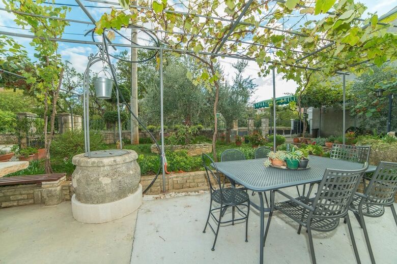 Apartment Emilia / Two Bedroom A1