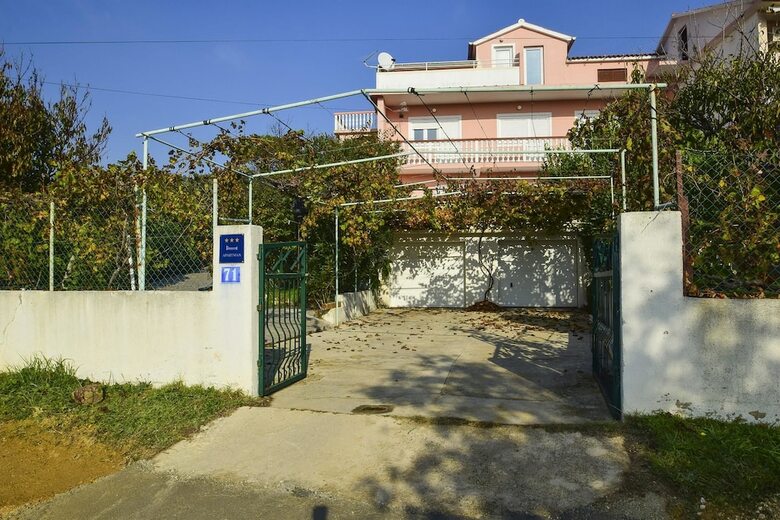 Apartments Silvana 597 / A3 Three Bedrooms
