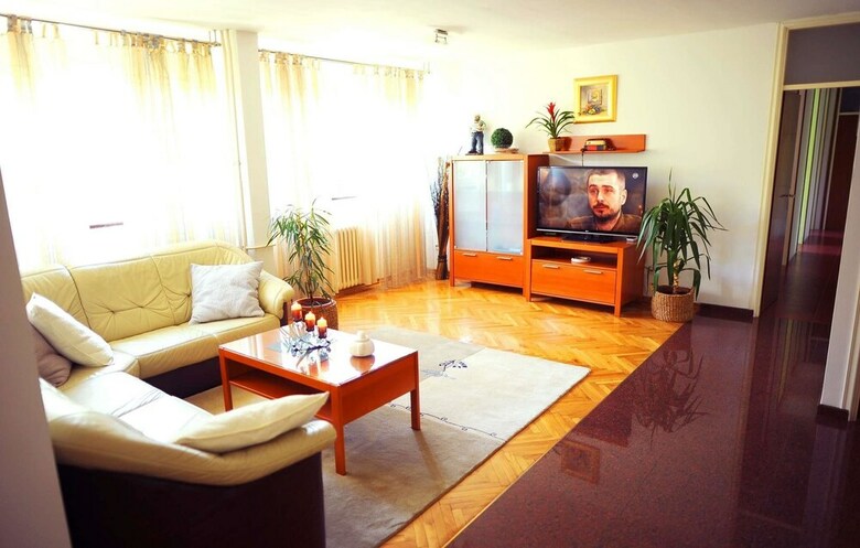 Family Apartment Teo