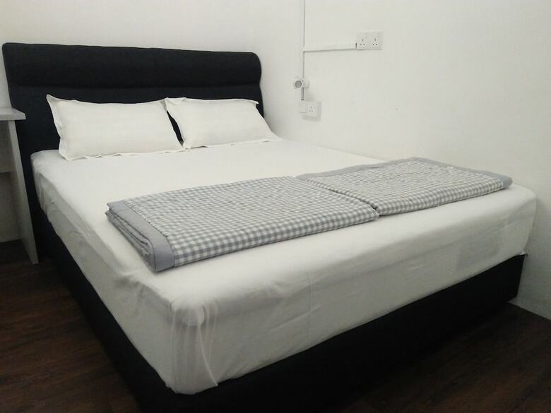 Hostal Spot On 89708 Sydney Backpackers Melaka
