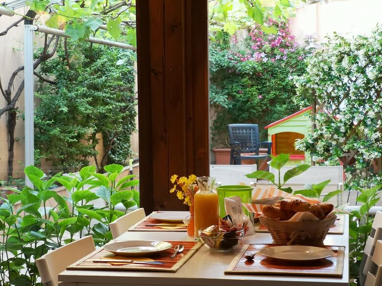 Hotel Torino Guest House