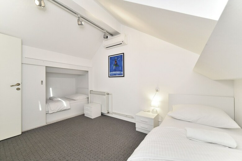 Mika Apartments