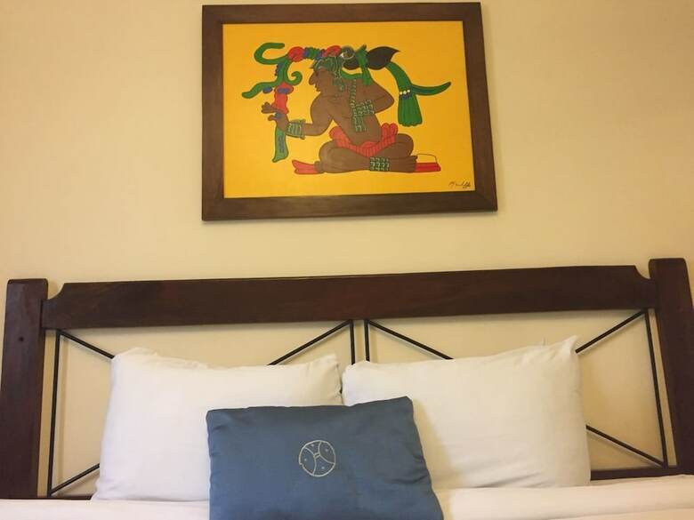 Hotel Maya Colonial