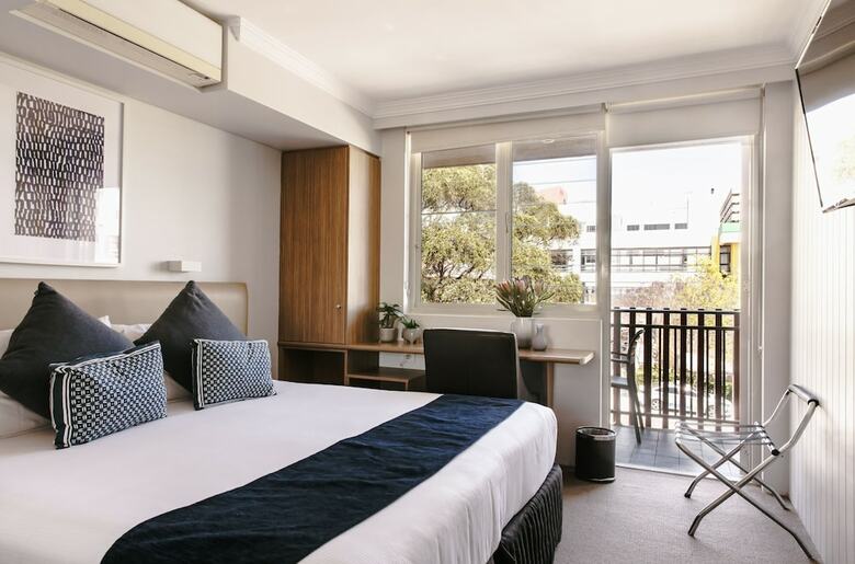 Hotel The Blenheim Randwick