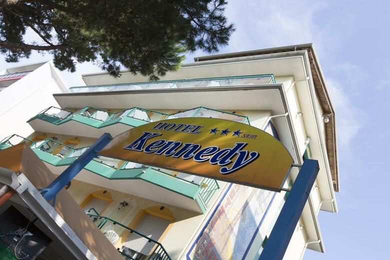 Hotel Kennedy
