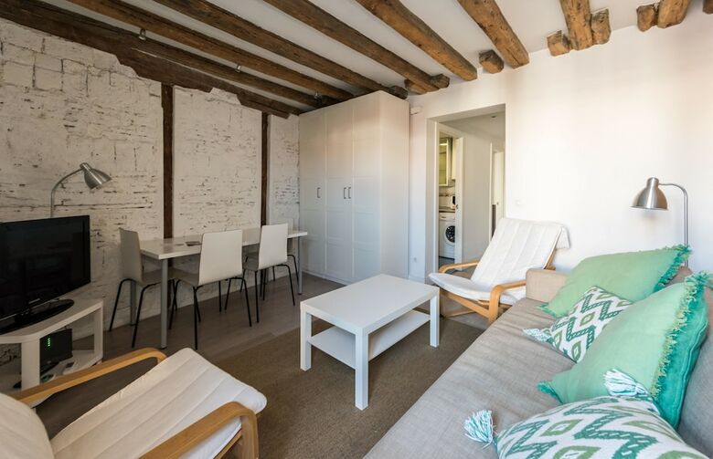 Apartamentos La Casa Sol�rium de Almad�n
