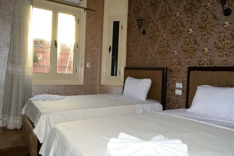 Hostal Heritage Hostel