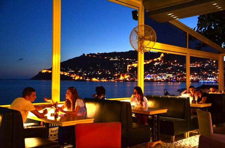Seker Beach Apart Hotel