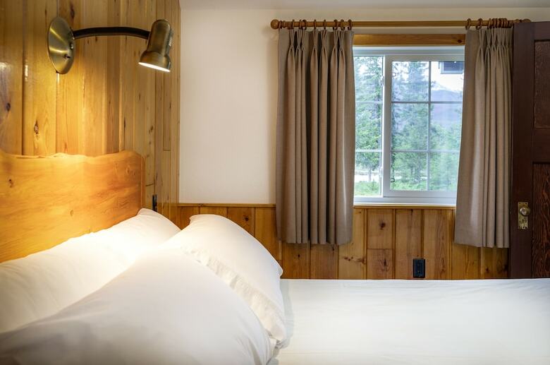 Hotel Pine Bungalows