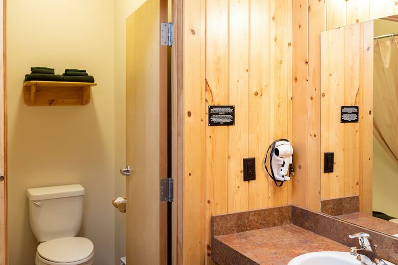 Hotel Pine Bungalows