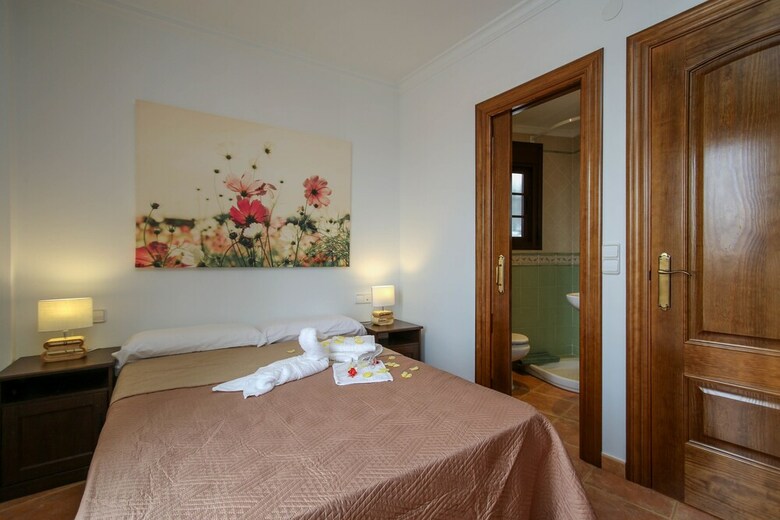 Apartamentos Om Destiny