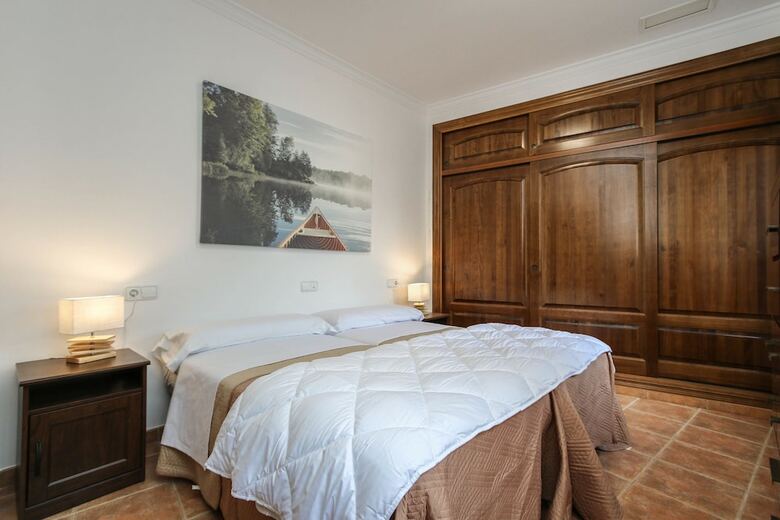 Apartamentos Om Destiny