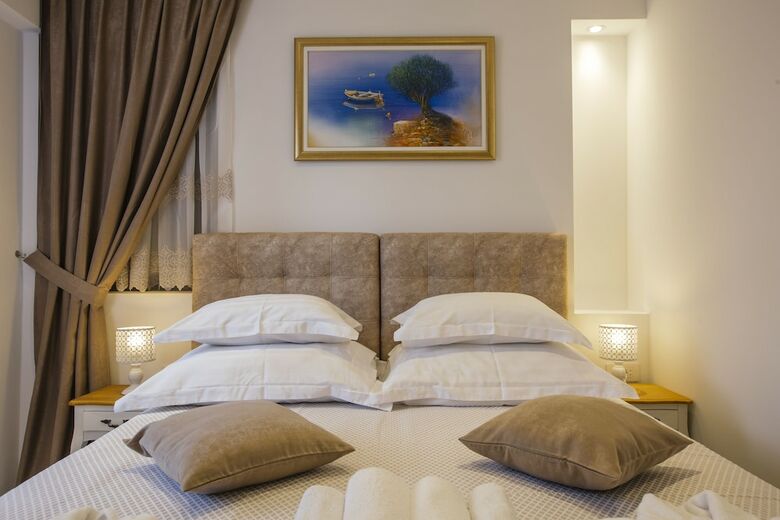 Bed & Breakfast Heritage Hotel Dea Hvar