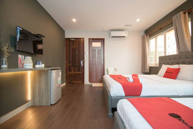Hotel Reddoorz Plus Near Saigon Centre