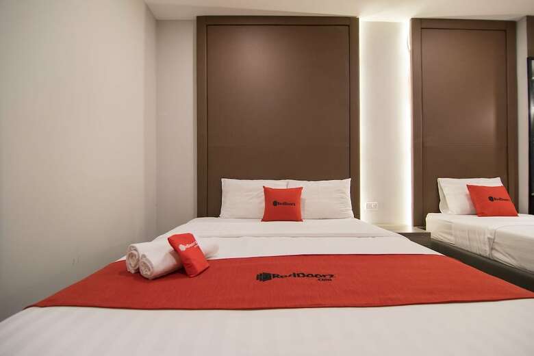 Hotel Reddoorz Plus Near Saigon Centre