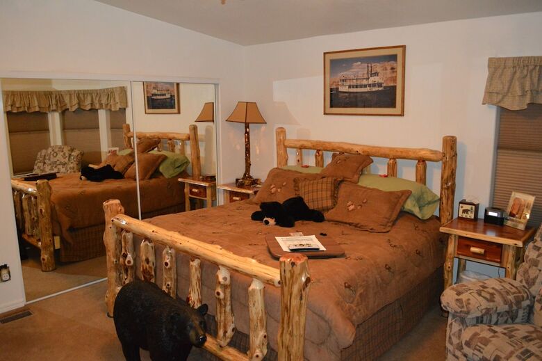 The Bear's Den B&B