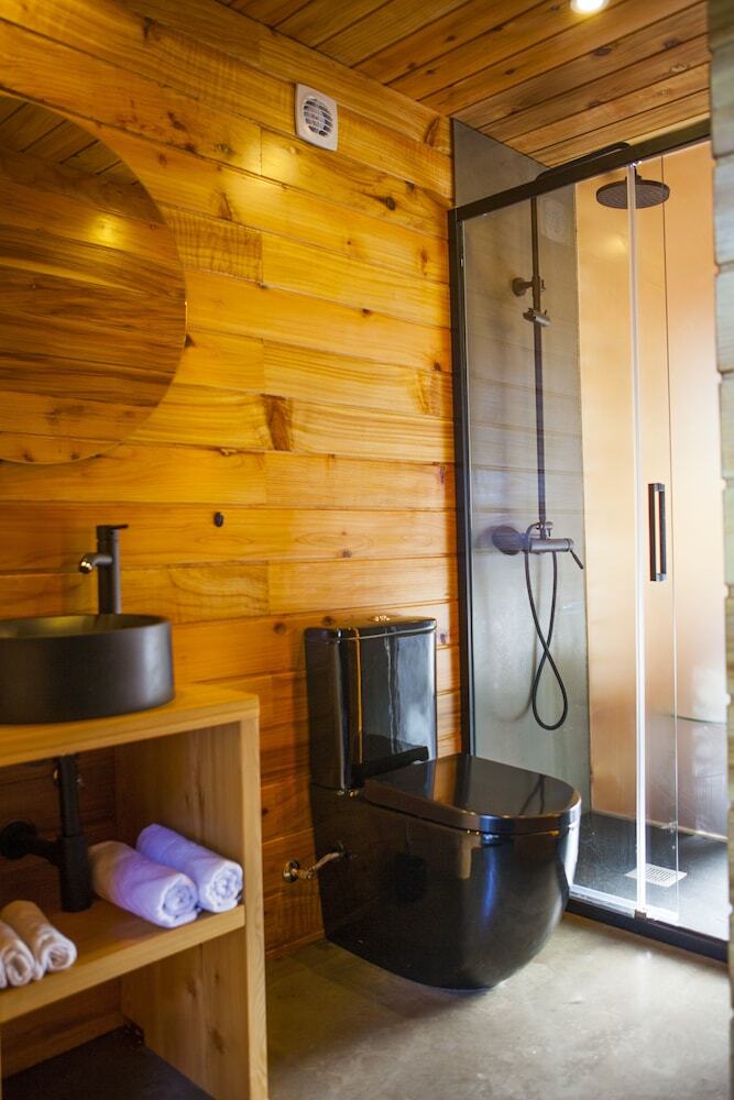 Posada Caparica Azores Ecolodge