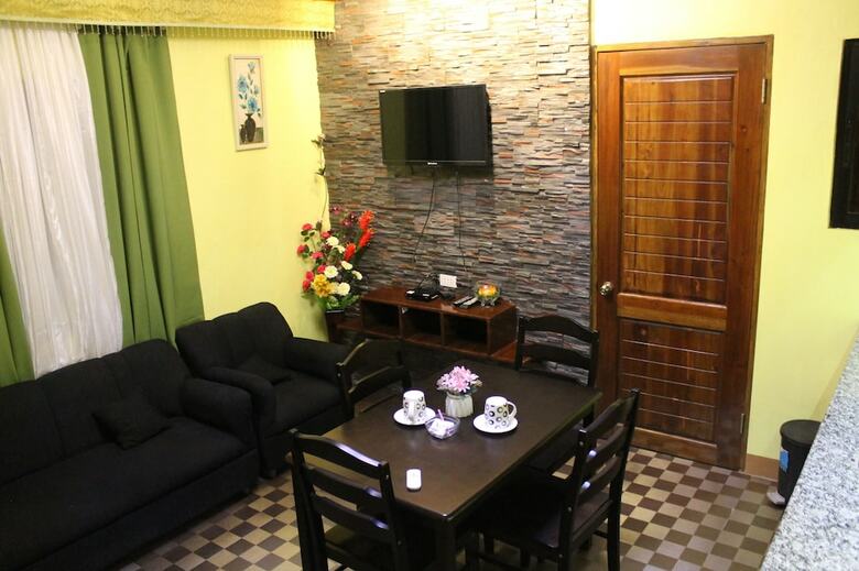Hotel Kojie House