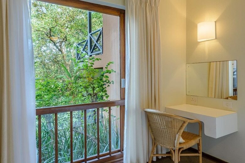 San Lameer Villa Rentals 3206