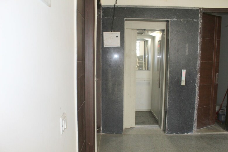 Hotel South Delhi Inn