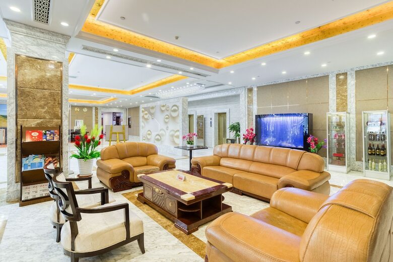Warren Hotel