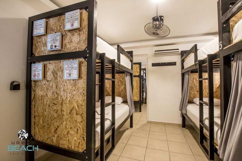 Hostal Urban Beach Chic Hostel