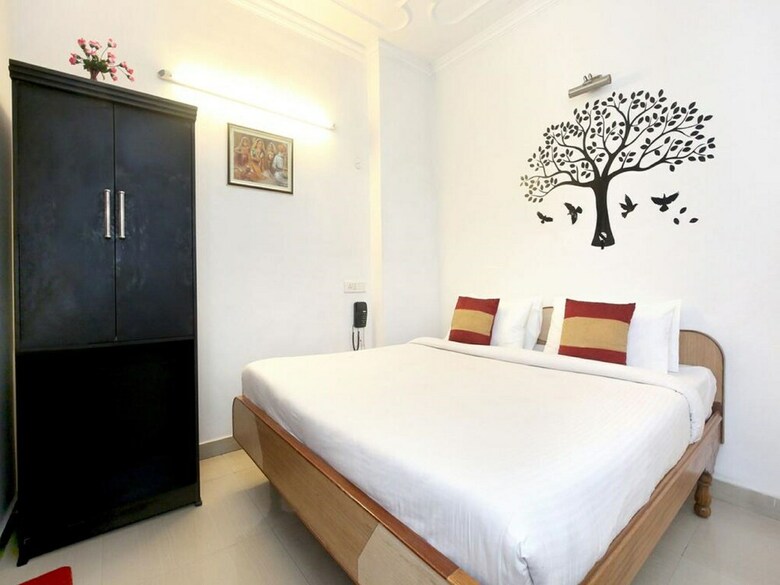 Hotel God Gift