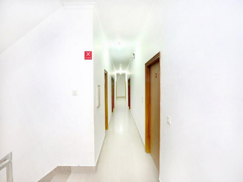 Hotel God Gift