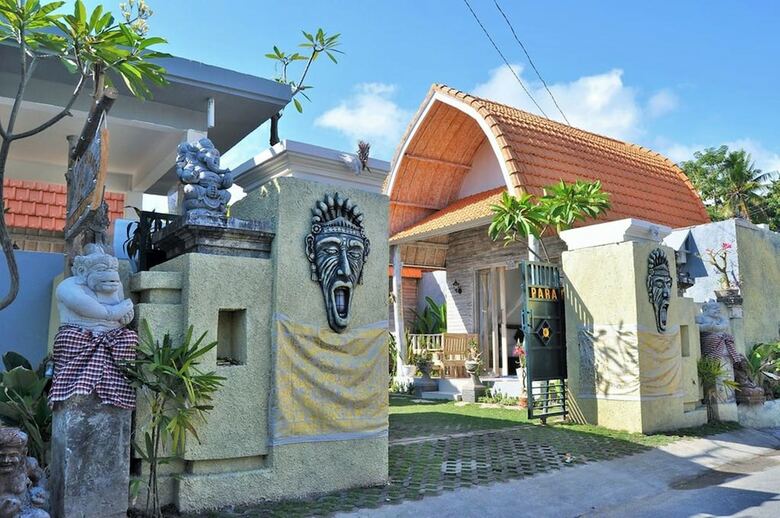 Hotel The Box Paradise Bungalow