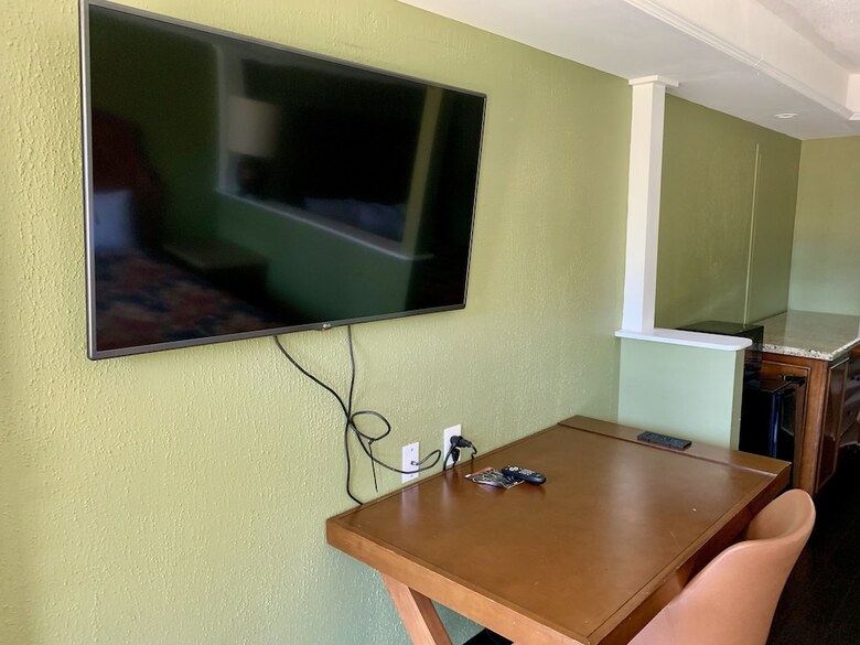 1st Place Hotel