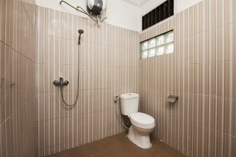 Hotel Oyo 552 Raz House
