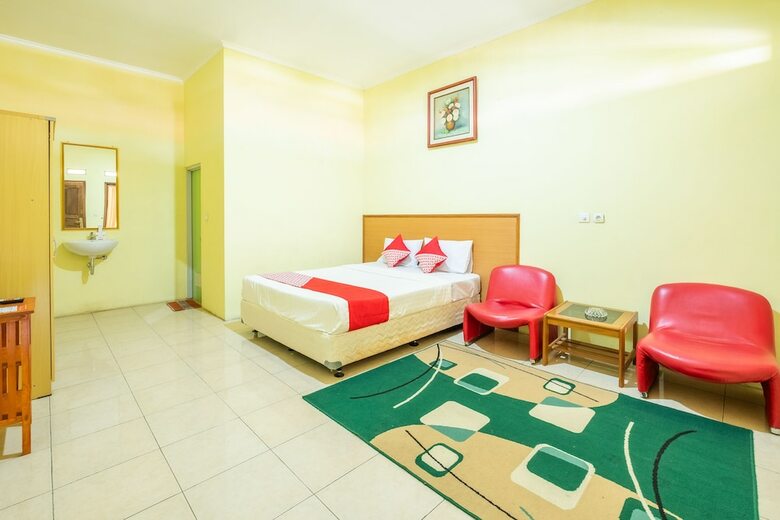 Hostal Oyo 428 Pondok Winagung Hotel