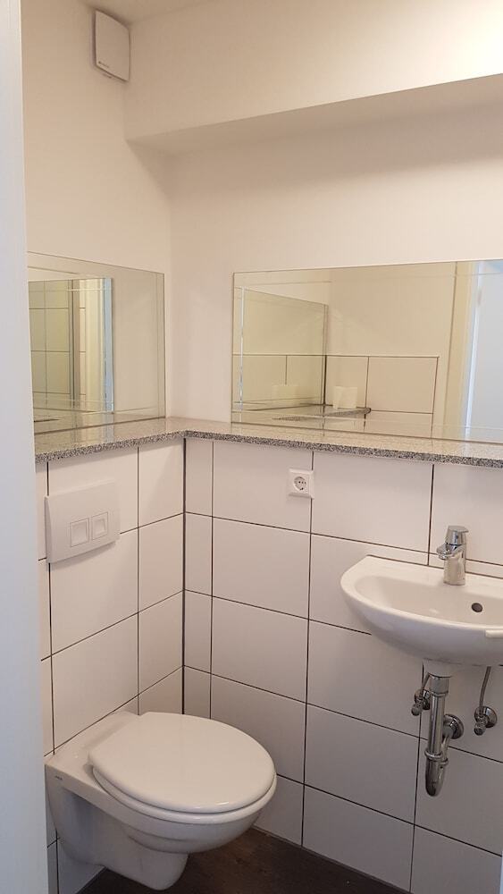 Pforzheim Ferienhaus 24-7