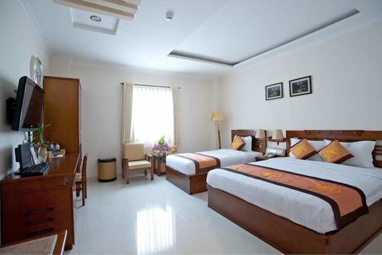 Adora Hotel
