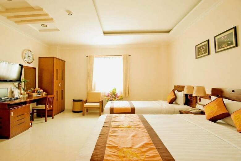 Adora Hotel