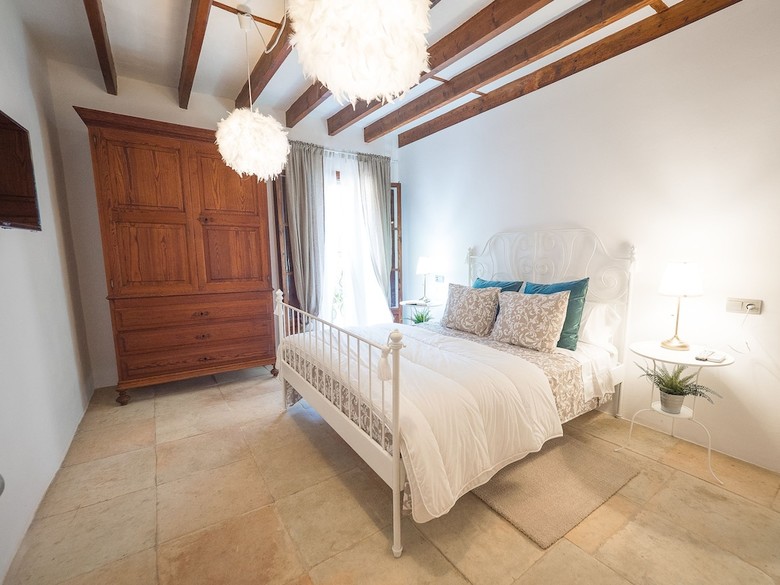 Apartamentos Cas Mercader By Alquilair