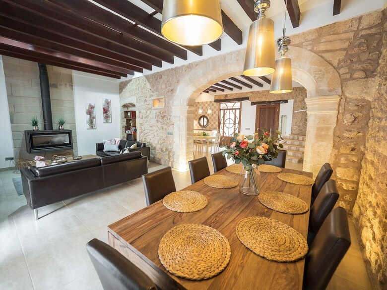 Apartamentos Cas Mercader By Alquilair